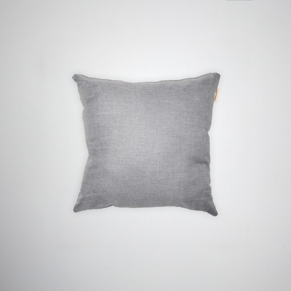 COJÍN CÓNDOR GRIS