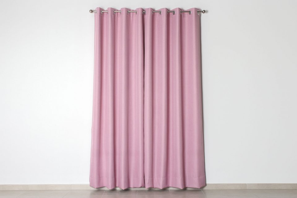 CORTINA CON OLLAOS CÓNDOR ROSA